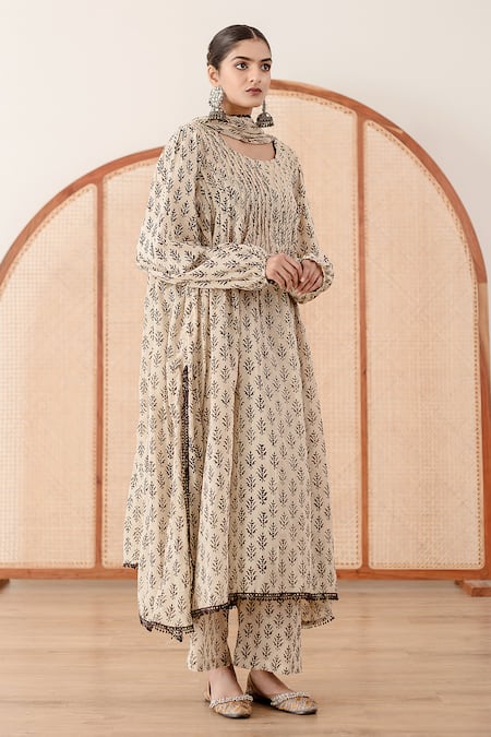 Buy_Gulabo Jaipur_Off White Cotton Embroidery Round Neck Abaya Floral Print Anarkali Pant Set _Online_at_Aza_Fashions