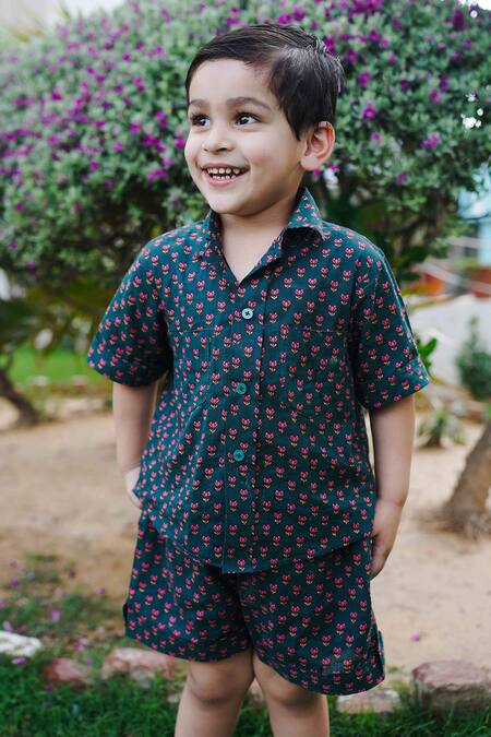 Gulabo Jaipur Green Cotton Embroidery Kaju Block Print Shirt And Shorts Set at Aza Fashions Gulabo Jaipur_Green Cotton Embroidery Kaju Block Print Shirt And Shorts Set _at_Aza_Fashions