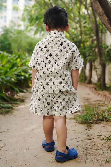 Shop Gulabo Jaipur White Cotton Embroidery Kaju Printed Shirt And Shorts Set at Aza Fashions Shop_Gulabo Jaipur_White Cotton Embroidery Kaju Printed Shirt And Shorts Set_at_Aza_Fashions