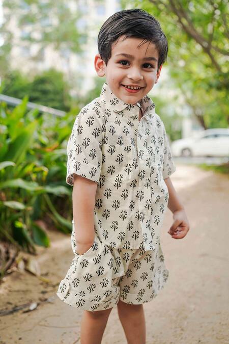 Gulabo Jaipur White Cotton Embroidery Kaju Printed Shirt And Shorts Set at Aza Fashions Gulabo Jaipur_White Cotton Embroidery Kaju Printed Shirt And Shorts Set_at_Aza_Fashions