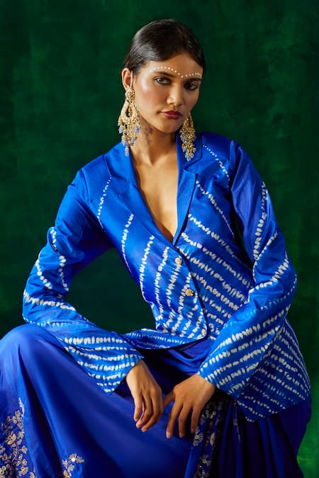 Pink City By Sarika Blue Silk Pearls, Mirrors, Embroidery Tie-dye Print Blazer And Draped Skirt Set at Aza Fashions Pink City By Sarika_Blue Silk Pearls, Mirrors, Embroidery Tie-dye Print Blazer And Draped Skirt Set _at_Aza_Fashions