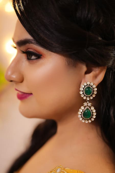 Ishhaara Green Stone Emerald Doublet Earrings 