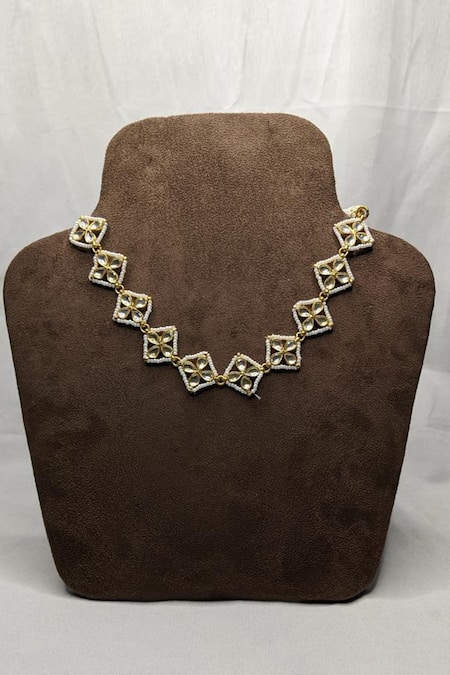 Vinanti Manji Designer Jewellery Floral Kundan Choker 