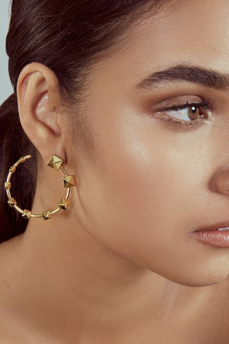 Isharya Ayaana Pyramid Orange Peel Earrings 