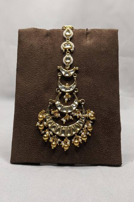 Shop_Vinanti Manji Designer Jewellery_Gold Plated Kundan Crescent Moon Motif Maangtikka _at_Aza_Fashions