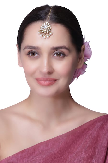 Vinanti Manji Designer Jewellery Kundan Floral Maangtikka 