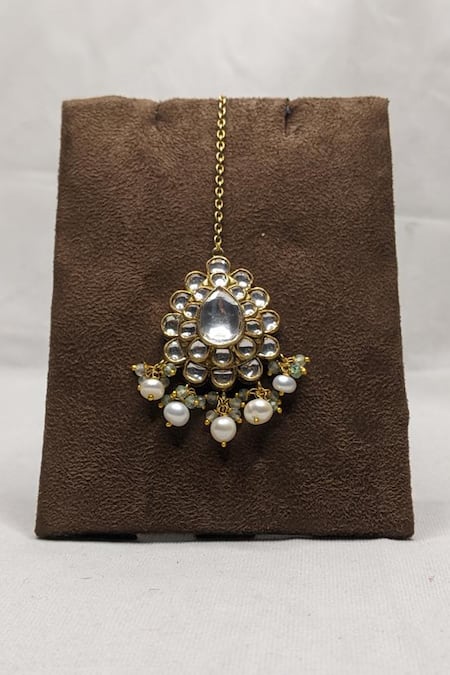 Vinanti Manji Designer Jewellery Kundan Floral Maangtikka 
