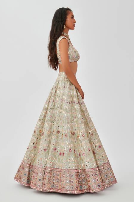 Shop Aisha Rao Ivory Tissue Mahnaz Floral Applique And Mirror Work 12 Kali Bridal Lehenga Set Online at Aza Fashions Shop_Aisha Rao_Ivory Tissue Mahnaz Floral Applique And Mirror Work 12 Kali Bridal Lehenga Set _Online_at_Aza_Fashions