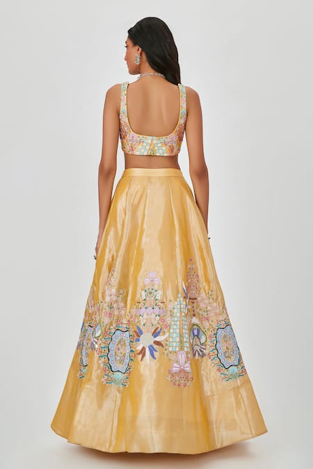 Shop Aisha Rao Yellow Tissue, Chiffon Nasima Floral Bloom Applique 10 Kali Bridal Lehenga Set at Aza Fashions Shop_Aisha Rao_Yellow Tissue, Chiffon Nasima Floral Bloom Applique 10 Kali Bridal Lehenga Set _at_Aza_Fashions