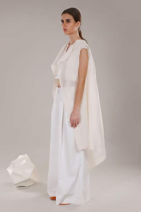 Shop Dhi White Chanderi Silk Embroidery Collared Placement Hand Overlay Jacket Online at Aza Fashions Shop_Dhi_White Chanderi Silk Embroidery Collared Placement Hand Overlay Jacket _Online_at_Aza_Fashions