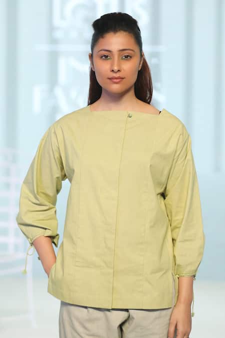 Buy_Dhi_Green Cotton Square Neck Organic Plain Top _Online_at_Aza_Fashions