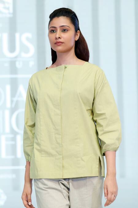 Shop_Dhi_Green Cotton Square Neck Organic Plain Top _Online_at_Aza_Fashions