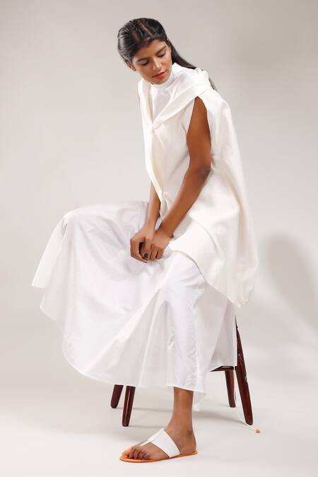 Dhi White Silk Round Neck Solid High Dress Online at Aza Fashions Dhi_White Silk Round Neck Solid High Dress _Online_at_Aza_Fashions