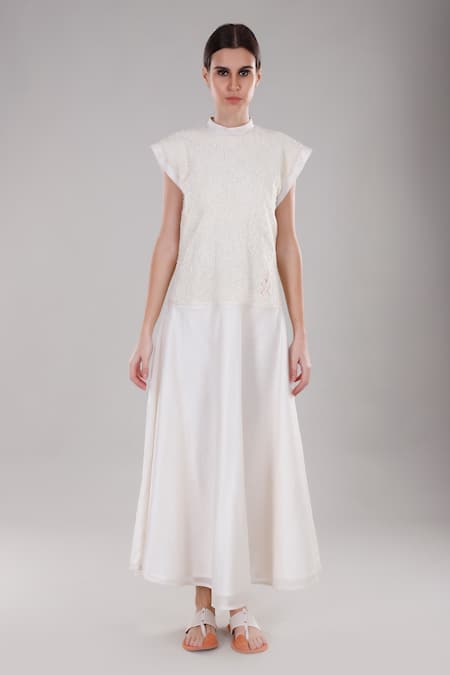 Buy Dhi White Chanderi Silk Embroidery Round Neck Shift Dress Online at Aza Fashions Buy_Dhi_White Chanderi Silk Embroidery Round Neck Shift Dress _Online_at_Aza_Fashions