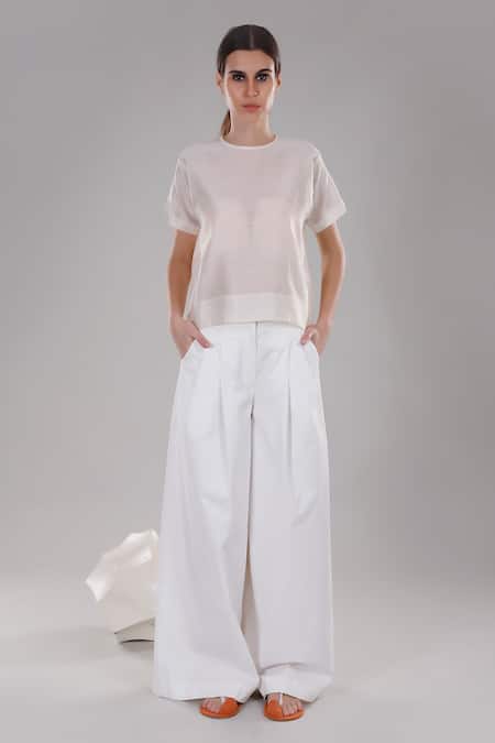 Dhi White Chanderi Silk Round Neck Top 