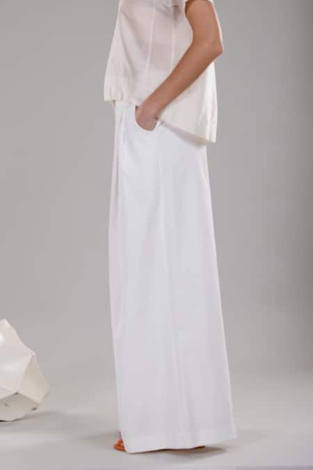 Dhi White Chanderi Silk High Waisted Flared Pant Online at Aza Fashions Dhi_White Chanderi Silk High Waisted Flared Pant _Online_at_Aza_Fashions