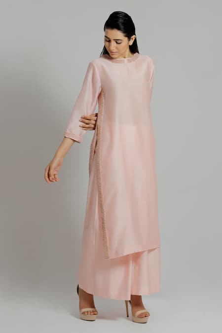 Dhi_Pink Chanderi Silk Pleated Flared Trouser _Online_at_Aza_Fashions