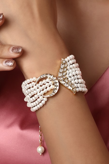 HRISHA Gold Plated Crystals, Beads Kediya Moti Embellished Bracelet 