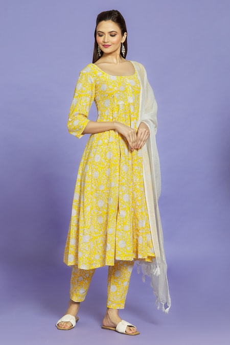 Buy Naintara Bajaj Yellow Cotton Round Neck Floral Block Print Anarkali Pant Set Buy_Naintara Bajaj_Yellow Cotton Round Neck Floral Block Print Anarkali Pant Set