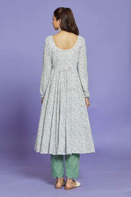 Naintara Bajaj Paisley Print Anarkali Pant Set 