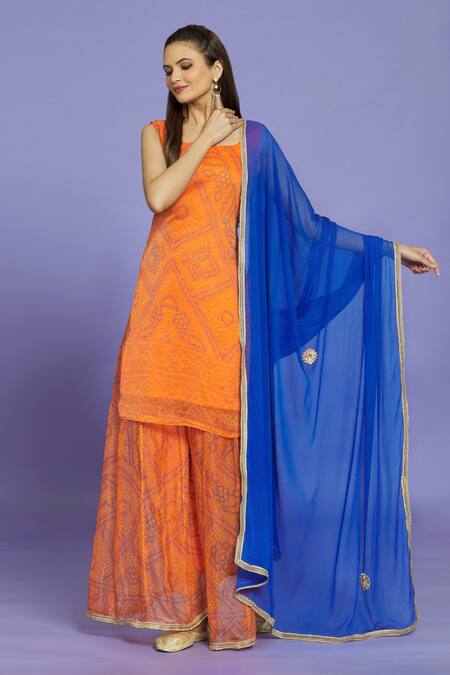 Shop_Adara Khan_Peach Chiffon Round Neck Bandhani Pattern Kurta Set _Online_at_Aza_Fashions