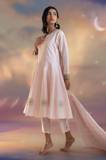 Shop Kacha Tanka Pink Chanderi Embroidered Hand Notched Kalidaar Kurta Pant Set Online at Aza Fashions Shop_Kacha Tanka_Pink Chanderi Embroidered Hand Notched Kalidaar Kurta Pant Set _Online_at_Aza_Fashions