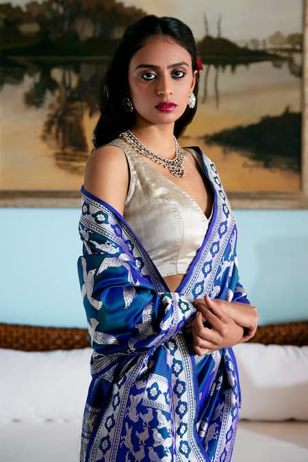 Buy Mint N Oranges Blue Silk Zari Panchi Handwoven Saree With Unstitched Blouse Piece Online at Aza Fashions Buy_Mint N Oranges_Blue Silk Zari Panchi Handwoven Saree With Unstitched Blouse Piece_Online_at_Aza_Fashions