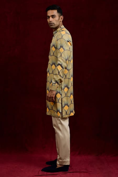 Gaurav Katta Yellow Moda Silk Hand Paint Carnations Shirt Kurta  3