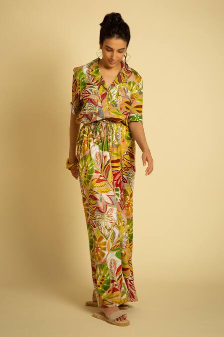 Label Reyya_Multi Color Rayon Staple Forest Lapel Collar Pattern Shirt With Pant_Online_at_Aza_Fashions