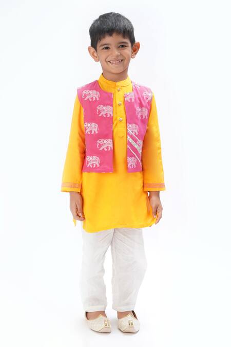 Lil Drama Pink Viscose Gota Patti, Embroidery Elephant Printed Jacket Kurta Set at Aza Fashions Lil Drama_Pink Viscose Gota Patti, Embroidery Elephant Printed Jacket Kurta Set _at_Aza_Fashions