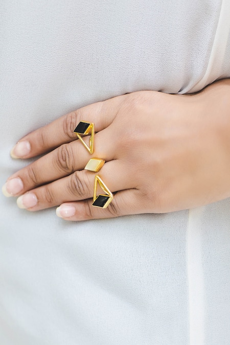 Varnika Arora Black Stones Two Finger Ring 