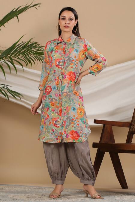 Bairaas Grey Muslin Printed Floral Collared Neck Flower Kurta And Afghani Pant Set
