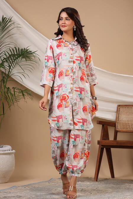 Buy_Bairaas_Grey Muslin Floral Collared Neck Abstract Print Kurta And Afghani Pant Set_Online_at_Aza_Fashions