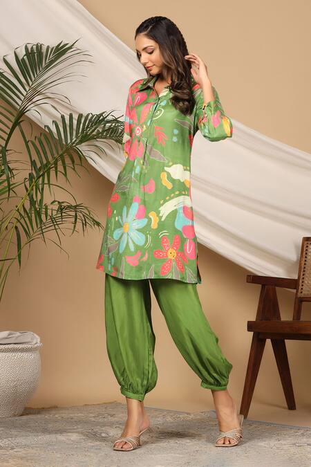 Bairaas_Green Muslin Printed Floral Collared Neck Floret Shirt Kurta And Afghani Pant Set_Online_at_Aza_Fashions