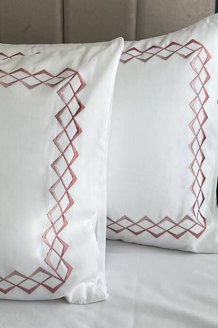 Shop_Sadyaska_White 100% Cotton Thread Embroidered Cube Work Bedsheet Set_at_Aza_Fashions