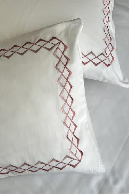 Shop_Sadyaska_White 100% Cotton Thread Embroidered Cube Work Bedsheet Set_Online_at_Aza_Fashions