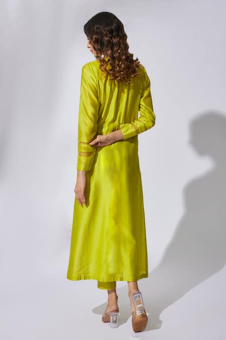 The Aarya Hand Embroidered Chanderi Kurta Set 