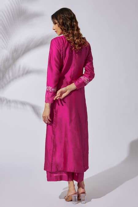 The Aarya Chanderi Embroidered Kurta & Pant Set 