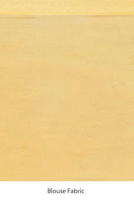 Samyukta Singhania_Off White Chiffon Embroidery Chevron And Floral Woven Saree With Running Blouse _Online_at_Aza_Fashions