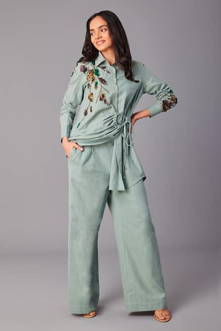 Poonam Dubey_Green Handloom Cotton Sequins Collared Asymmetric Shirt And Pant Set _Online_at_Aza_Fashions