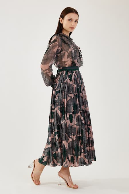 Shop_Koai_Peach Cotton, Silk Embroidery Floral Pattern Pleated Skirt _at_Aza_Fashions
