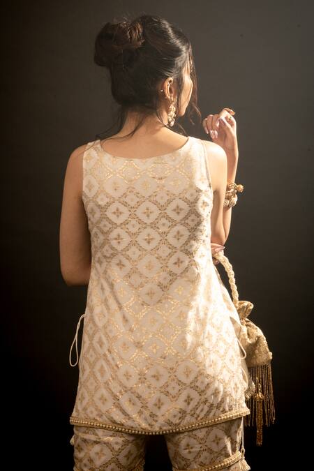 Buy_Monk & Mei By Sonia Anand_Gold Silk, Brocade Embroidery, Lace Round Neck Floral Pattern Kurta Sharara Set 