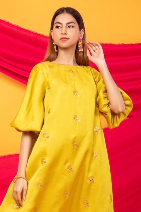 Monk & Mei By Sonia Anand_Yellow Silk Sequins Round Neck Feroz Floral Embellished Kurta And Pant Set _Online_at_Aza_Fashions