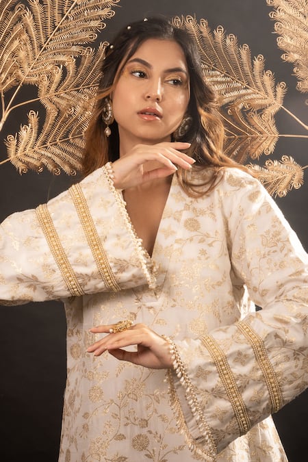 Buy_Monk & Mei By Sonia Anand_Gold Silk, Brocade Pearls V-neck Gracy Floral Pattern Pakistani Kurta And Pant Set _Online_at_Aza_Fashions