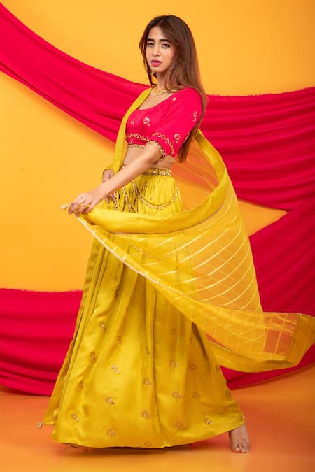 Monk & Mei By Sonia Anand_Yellow Silk Embroidery, Tassels Scoop Neck Floral Butti Lehenga Set _Online_at_Aza_Fashions