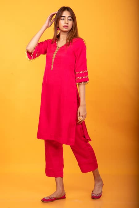 Monk & Mei By Sonia Anand_Pink , Satin Tassels, Gulnaar Lahori Straight Kurta And Pant Set _Online_at_Aza_Fashions