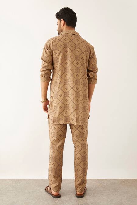 Shop Son Of A Noble Snob Brown Linen Metallic Thread Cai Clover Print Kurta Set at Aza Fashions Shop_Son Of A Noble Snob_Brown Linen Metallic Thread Cai Clover Print Kurta Set_at_Aza_Fashions