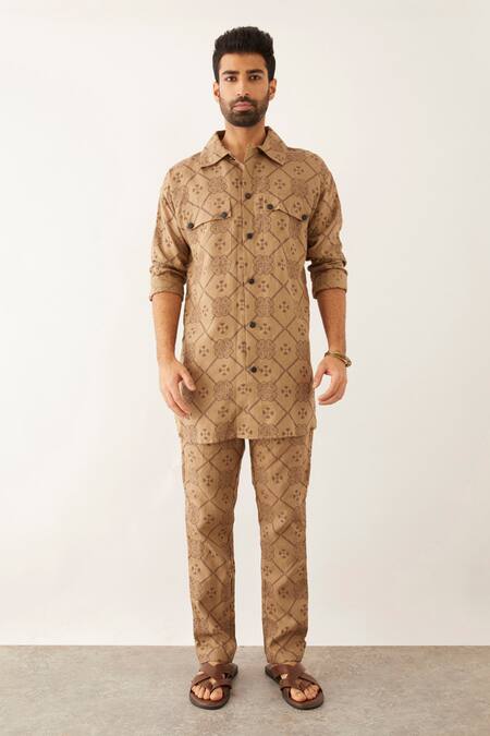 Buy Son Of A Noble Snob Brown Linen Metallic Thread Cai Clover Print Kurta Set Online at Aza Fashions Buy_Son Of A Noble Snob_Brown Linen Metallic Thread Cai Clover Print Kurta Set_Online_at_Aza_Fashions