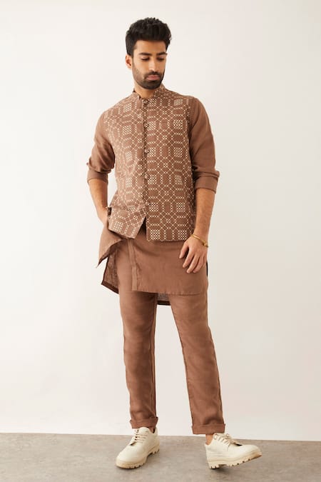 Son of A Noble Snob Brown Linen Small Balance Print Bundi 