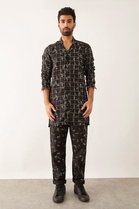 Son Of A Noble Snob_Black Linen Olfa Printed Kurta And Trouser Set _Online_at_Aza_Fashions